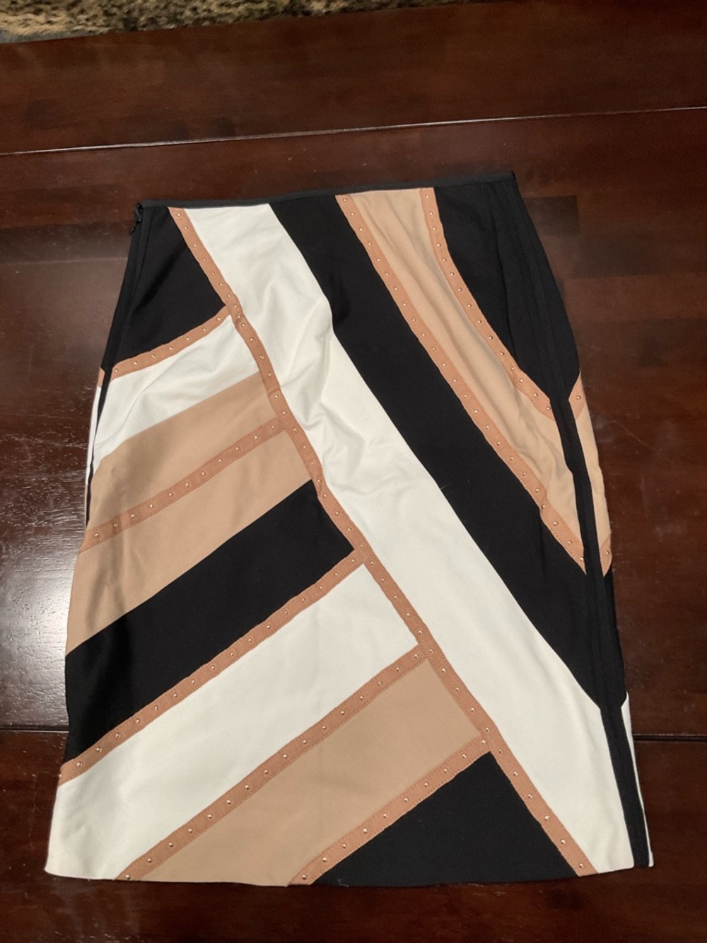 WHITE HOUSE BLACK MARKET STUDDED COLOR BLOCK SKIRT - Picture 2 of 8
